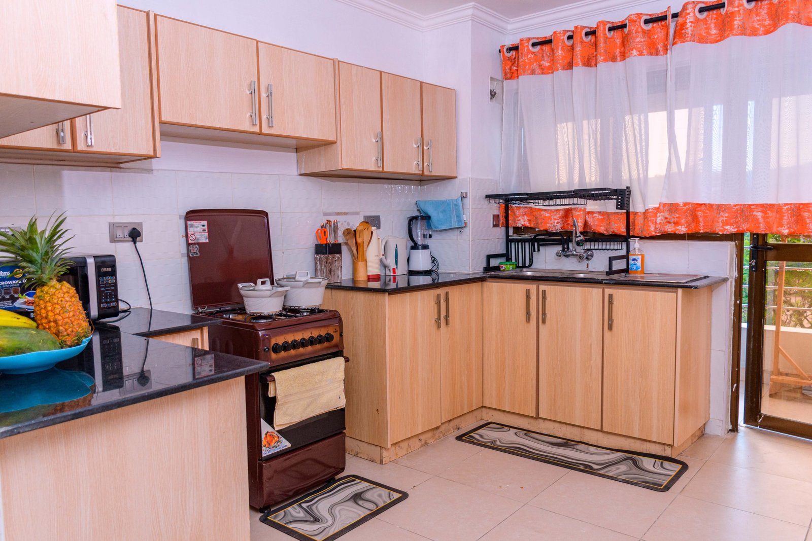 Shawmut 3 Bedroom Apartment